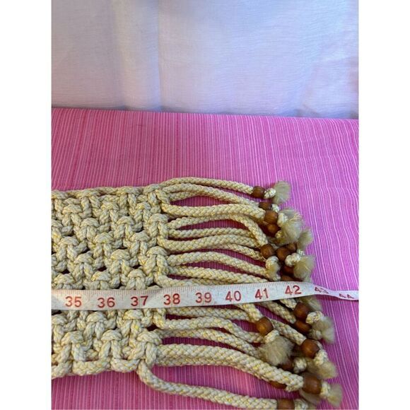 Macrame wall hanging towel rack 2 rings beads 42"x55" beige - Picture 4 of 6